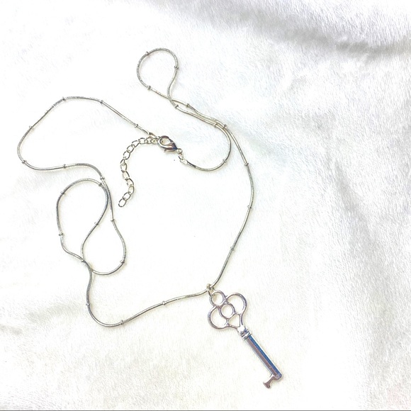 Silver Necklace with Key Pendant - Picture 3 of 5
